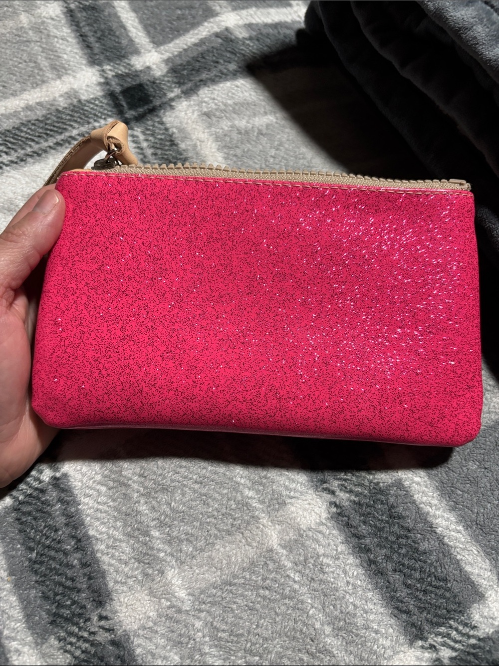 Consuela Hot Pink Glitter Wallet with Tan Trim brand new without tags - Picture 2 of 5